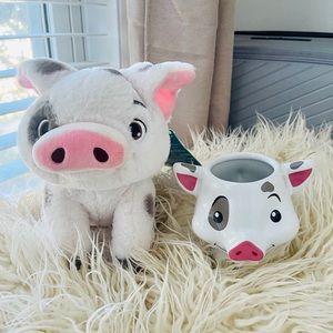 Disney’s Moana: Pua Mug and Stuffed Animal